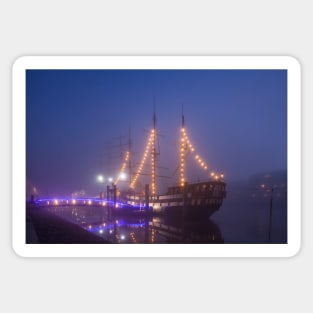 Sailing ship in the fog on the Schlachte, Bremen Sticker